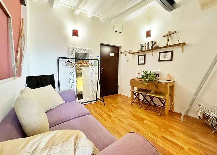 Flat In - Navigli